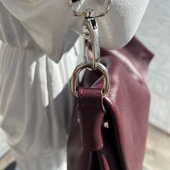 NWT CROSSBODY-MADE IN ITALY LEATHER BAG - Giftable 🎁 Beautiful soft leather - Picture 2 of 12